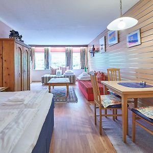 Studio met een King Size Bed